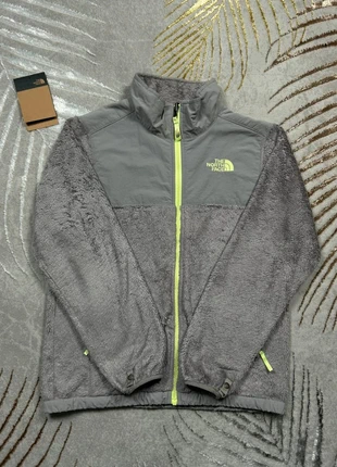Gilet polaire denali pilou pilou the north face gris logo brodé vert, brand: The North Face, condizioni: Ottime, taglia: XS / IT 38 / EU 34, €40.00, €42.70 include la Protezione acquisti Pro