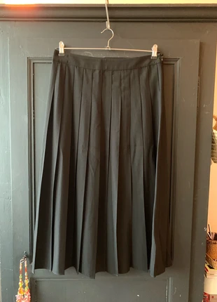 Rok H&M, merk: H&M, staat: Heel goed, maat: XXL / 44 / 16, € 5,00, € 5,95 inclusief Kopersbescherming