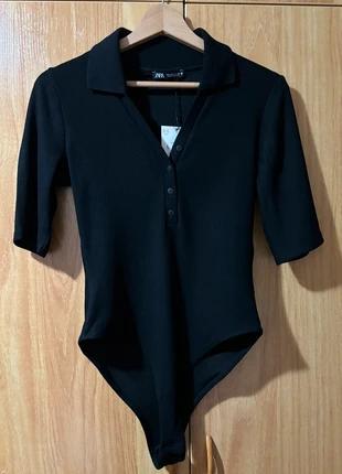 Bodysuit Interlock Suave Negro Tipo Polo con Botones - Zara (M), marque: Zara, état: Neuf avec étiquette, taille: M / 38 / 10, 25,00 €, 26,95 € Protection acheteurs incluse