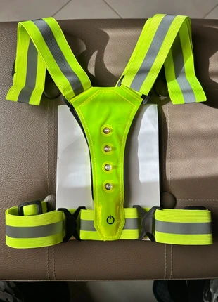 Running luce led alta visibilità, marca: Luce, estado: Novo com etiquetas, €18.00, €19.60 inclui Proteção do Comprador