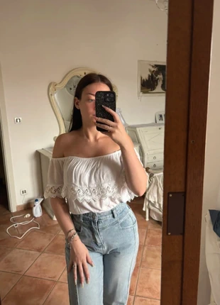 Top bianco off-shoulder con pizzo, brand: Inside, condizioni: Ottime, taglia: S / IT 40 / EU 36, €4.00, €4.90 include la Protezione acquisti