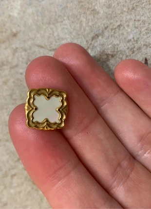 Mono boucle doré et blanc, zustand: Neu, 5,00 €, 5,95 € inklusive Vinted-Käuferschutz