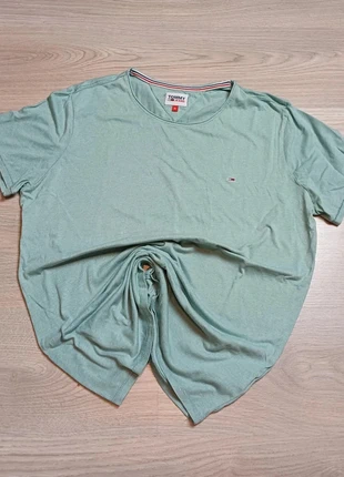 T-shirt Tommy Jeans XL – vert d’eau – logo brodé – col rond – coupe arrondie – homme, marke: Tommy Hilfiger, zustand: Sehr gut, größe: XL, 14,90 €, 16,35 € inklusive Vinted-Käuferschutz