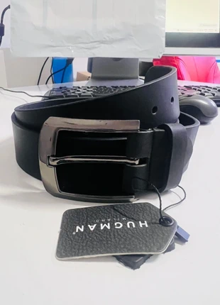 Cintura da uomo elegante in vera pelle nera classica, marca: hugmanmilano, estado: Nuevo con etiquetas, tamaño: 95 cm, 15,50 €, 16,98 € Protección al comprador incluida