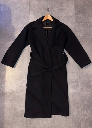 Manteau long avec ceinture Made in Italie, brand: Boutique indépendante, condizioni: Buone, taglia: M / IT 42 / EU 38, €10.00, €11.20 include la Protezione acquisti