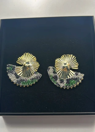 Orecchini gioielli color Gold, brand: PARTICOLARI, condizioni: Nuovo senza cartellino, €5.00, €5.95 include la Protezione acquisti