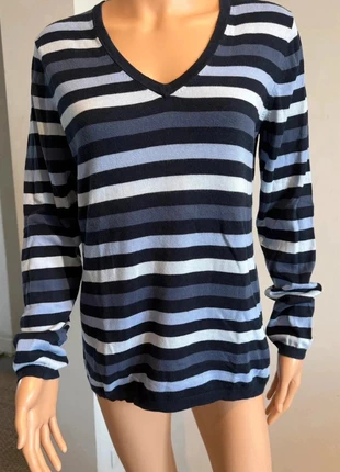 Pull Tommy Hilfiger à rayure bleu - Taille M - Femme, marque: Tommy Hilfiger, état: Très bon état, taille: M / 38 / 10, 19,90 €, 21,60 € Protection acheteurs incluse