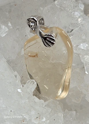 Petit pendentif en bytownite (labradorite dorée) 🤩, brand: labradorite, condition: Very good, €16.00, €17.50 includes Buyer Protection Pro