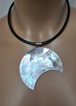 Collier Vintage en nacre métal argenté, marque: Vintage, état: Bon état, 1,50 €, 2,28 € Protection acheteurs incluse