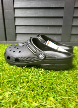 Black Crocs Classic Clog Size 41-42 | Everyday Comfort & Style, merk: Crocs, staat: Nieuw met prijskaartje, maat: 42, € 25,00, € 26,95 inclusief Kopersbescherming