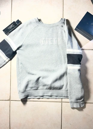 Pull Nike gris – Taille enfant XL, brand: Nike, condition: New without tags, size: XS, €10.00, €11.20 includes Buyer Protection