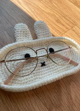Porte lunette miffy crochet, marque: Miffy, état: Neuf sans étiquette, 10,00 €, 11,20 € Protection acheteurs incluse