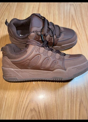 Zapatos originales Pull&Bear, marque: Pull & Bear, état: Neuf avec étiquette, taille: 42, 25,00 €, 26,95 € Protection acheteurs incluse