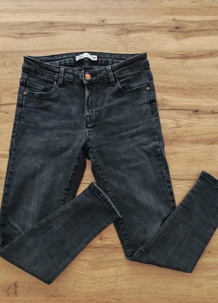 Jean skinny Zara taille S (36), marke: Zara, zustand: Sehr gut, größe: S / 36 / 8, 7,00 €, 8,05 € inklusive Vinted-Käuferschutz