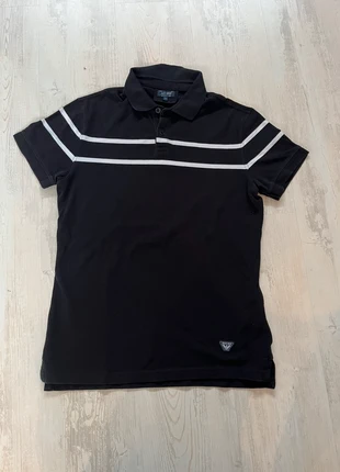 Armani polo, merk: Emporio Armani, staat: Heel goed, maat: M, € 8,00, € 9,10 inclusief Kopersbescherming