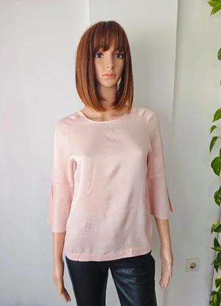 Blouse satinée rose poudré – élégante et polyvalente, idéale au quotidien ou pour une occasion spéci, marque: Massimo Dutti, état: Très bon état, taille: XS / 34 / 6, 12,00 €, 13,30 € Protection acheteurs incluse