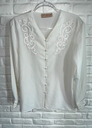 Chemisier avec broderie et epaulettes, vintage, marke: Vintage Dressing, zustand: Sehr gut, größe: XXL / 44 / 16, 5,00 €, 5,95 € inklusive Vinted-Käuferschutz