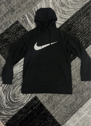 Sweat Nike M Dri-Fit, brand: Nike, condition: Very good, size: M, €20.00, €21.70 includes Buyer Protection