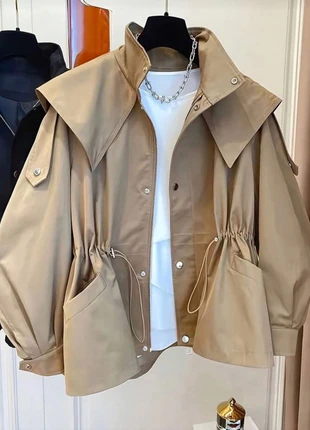 Veste trench court beige tendance, brand: Tendance, condizioni: Ottime, taglia: S / IT 40 / EU 36, €40.00, €42.70 include la Protezione acquisti Pro