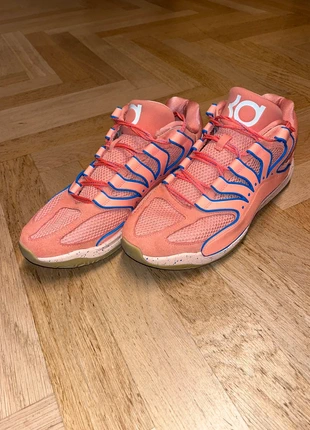 Nike KD18 Atomic Pink, marque: Nike, état: Très bon état, taille: 45,5, 70,00 €, 74,20 € Protection acheteurs incluse