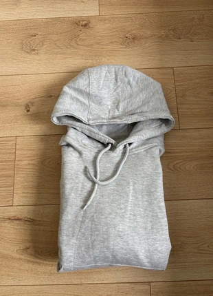 Sweat carhartt gris, marque: Carhartt, état: Neuf sans étiquette, taille: M, 45,00 €, 47,95 € Protection acheteurs incluse