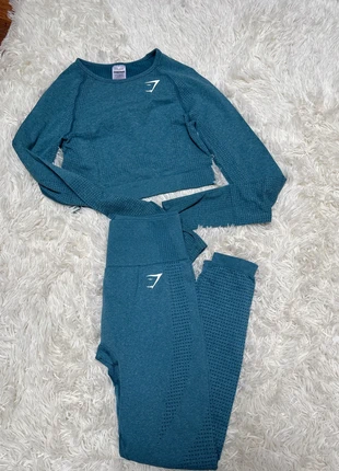 Ensemble gymshark, marque: Gymshark, état: Très bon état, taille: S / 36 / 8, 30,00 €, 32,20 € Protection acheteurs incluse