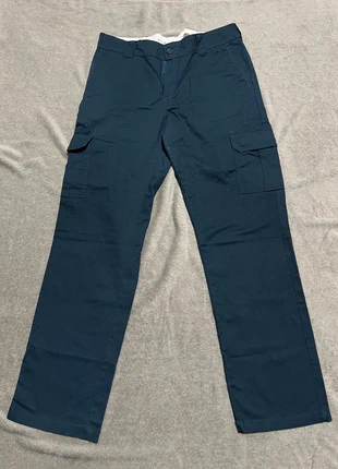 👖 Pantaloni Dickies – Blu scuro, Slim Straight, brand: Dickies, condizioni: Nuovo senza cartellino, taglia: L, €22.00, €23.80 include la Protezione acquisti