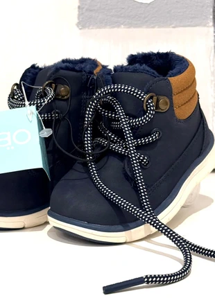 Bottines fourrées Okaidi Taille 20, marque: Okaïdi, état: Neuf avec étiquette, taille: 20, 10,00 €, 11,20 € Protection acheteurs incluse