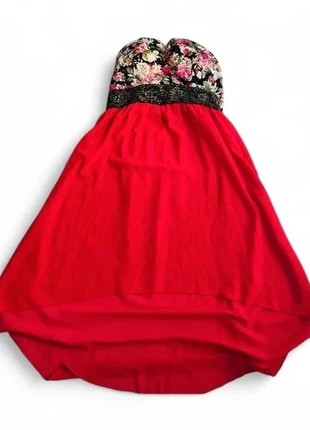 Robe bustier rouge asymétrique – motif floral – Taille M, zustand: Gut, größe: M / 38 / 10, 5,60 €, 6,58 € beinhaltet Vinted-Käuferschutz Pro