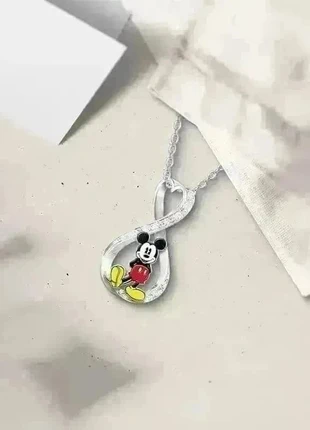 Pendentif Mickey avec ou sans sa boite Neuve, marque: Les Bijoux Angelika, état: Neuf sans étiquette, 10,00 €, 11,20 € Protection acheteurs incluse