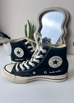 Baskets Converse montante With Love taille 37 – bon état, marke: Converse, zustand: Gut, größe: 37, 12,00 €, 13,30 € inklusive Vinted-Käuferschutz