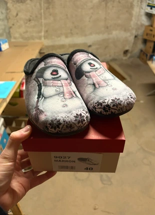 Pantoufle, marque: La Maison de l'Espadrille, état: Neuf avec étiquette, taille: 40, 9,00 €, 10,15 € Protection acheteurs (Pro) incluse