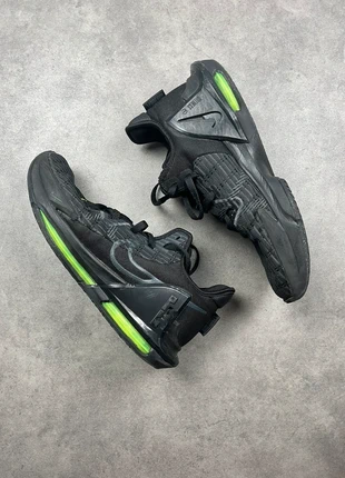 Chaussures de Basketball Nike Lebron VI 6 noire - Taille 42,5, brand: Nike, condizioni: Ottime, taglia: 42,5, €50.00, €53.20 include la Protezione acquisti