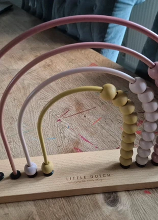 Little Dutch Tellraam roze, merk: Little Dutch, staat: Heel goed, maat: 6-9 maanden / 68 cm, € 5,00, € 5,95 inclusief Kopersbescherming