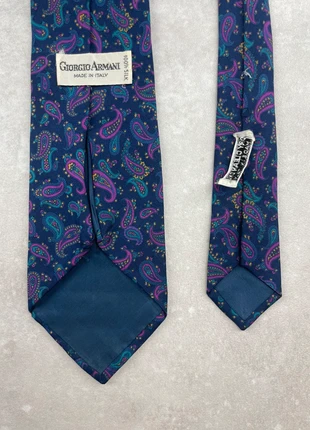 Noeud de Cravate Giorgio Armani 100% Soie Made in Italy Bleu Marine à Motif Violet, marque: Giorgio Armani, état: Très bon état, 15,00 €, 16,45 € Protection acheteurs incluse