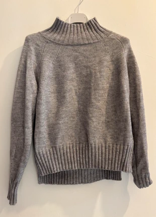 Jersey Gris, brand: Local, condizioni: Nuovo senza cartellino, taglia: S / IT 40 / EU 36, €5.50, €6.48 include la Protezione acquisti