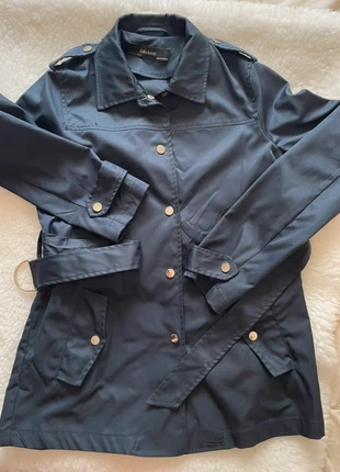 Trench Zara, marque: Zara, état: Très bon état, taille: XS / 34 / 6, 7,50 €, 8,58 € Protection acheteurs incluse