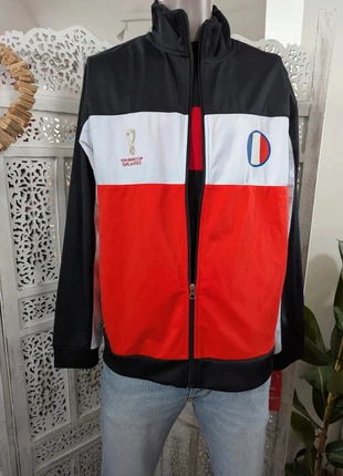 Veste Fifa World Cup Qatar 2022 Édition France Taille L Coupe sport tricolore B1, marque: Fifa World Cup, état: Très bon état, taille: L, 25,99 €, 27,99 € Protection acheteurs (Pro) incluse