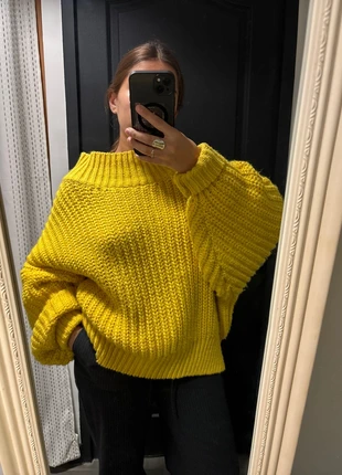 Pull oversize jaune, merk: Boutique indépendante, staat: Heel goed, maat: L / 40 / 12, € 15,00, € 16,45 inclusief Kopersbescherming