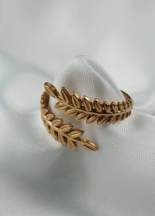 Bague doré ajustable - Neuve ZAG - acier inoxydable, marque: ZAG, état: Neuf sans étiquette, taille: Ajustable, 7,90 €, 9,00 € Protection acheteurs incluse