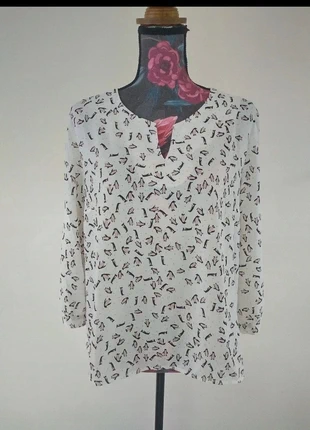 🎃 Belle blouse fluide motif pingouin 🎃, merk: Christine Laure, staat: Heel goed, maat: M / 38 / 10, € 6,00, € 7,00 inclusief Kopersbescherming
