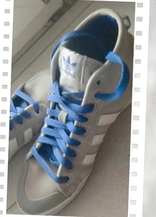 Sneakers adidas taglia 40 - come nuove, marca: adidas, estado: Novo sem etiquetas, tamanho: 40, €30.00, €32.20 inclui Proteção do Comprador