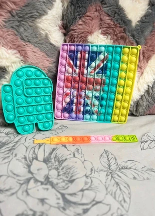 Pop It Fidget Toy Bundle Set Of 3 Very Good Condition, brand: Amazon, condition: Very good, size: One size, £5.00, £5.70 includes Buyer Protection