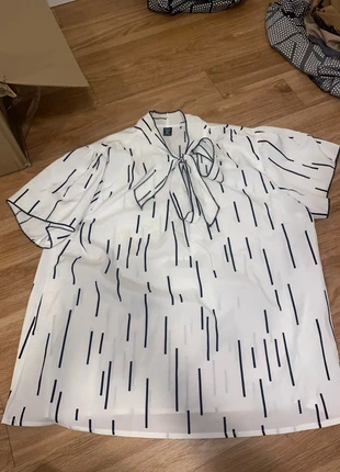 weiße bluse, merk: Shein, staat: Nieuw zonder prijskaartje, maat: XL / 42 / 14, € 2,00, € 2,80 inclusief Kopersbescherming