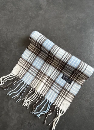 Écharpe burberry femme originale bleu clair turquoise 100% laine, marke: Burberry, zustand: Sehr gut, 26,00 €, 28,00 € inklusive Vinted-Käuferschutz