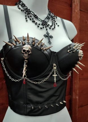 Spiked faux leather vampiric bustier corset top with chains & skulls size 6, brand: AnnaViolet, condition: Very good, size: XS / 6, £45.00, £47.95 includes Buyer Protection