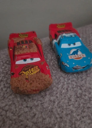 2 cars auto's, merk: Cars, staat: Heel goed, maat: Universeel, € 5,00, € 5,95 inclusief Kopersbescherming
