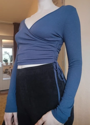 Blue viscose top, staat: Heel goed, maat: M / 38 / 10, € 7,50, € 8,58 inclusief Kopersbescherming