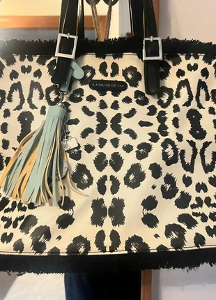 Borsa L’atelier du sac leopardata nera bianca a righe con frange.Mai usata, marque: l'Atelier du Sac, état: Neuf sans étiquette, 45,00 €, 47,95 € Protection acheteurs incluse