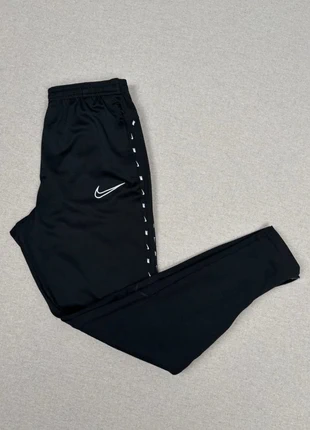 Jogging Survêtement Homme Nike Dri-FIT Noir Taille Enfant (Correspond à S Homme), brand: Nike, condition: Very good, size: S, €13.00, €14.35 includes Buyer Protection Pro